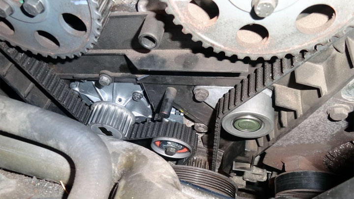 bad timing belt tensioner symptoms