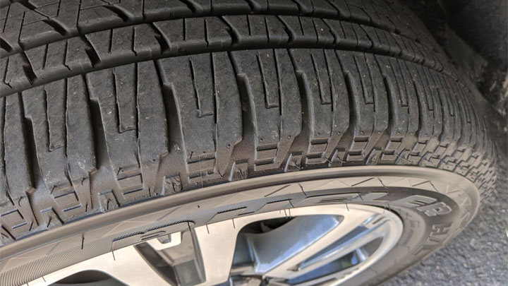 tire feathering
